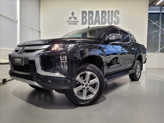 MITSUBISHI L200 TRITON 2.4 16V TURBO DIESEL SPORT HPE CD 4P 4X4 AUTOMÁTICO
